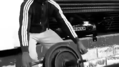 UNLEASH YOUR POWER! 💥 Bend Over Row Machine Exercise for MASSIVE BACK GAINS!