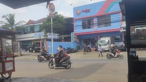 jalanan Jatiwaringin