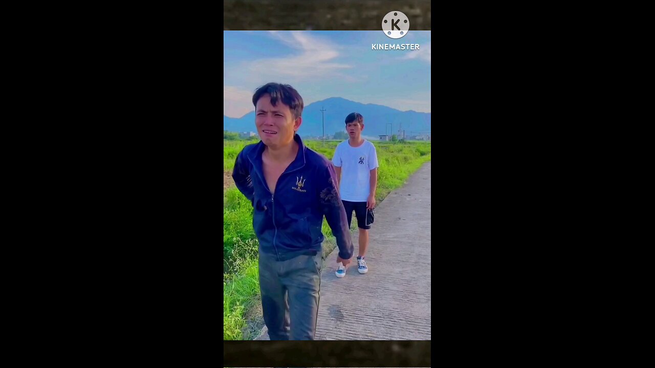 Just want to help 😂😂