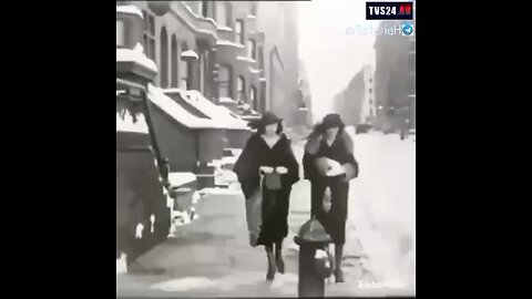 Early 1900s First Mobile Phone