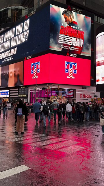 🌧️ Beautiful Rainy Night in New York City | Lights & Reflections Everywhere