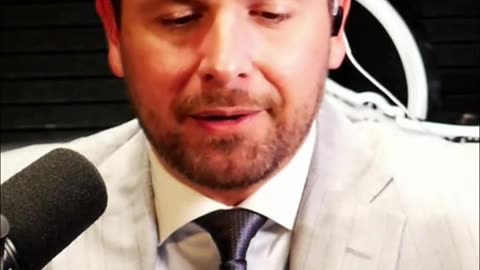 Cop Dragged By Car During Arrest Attempt! Caught On Camera