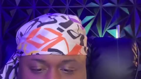 Out of all the solid people around Tomi she sent Pastor documents to Dre baby are we surprised?