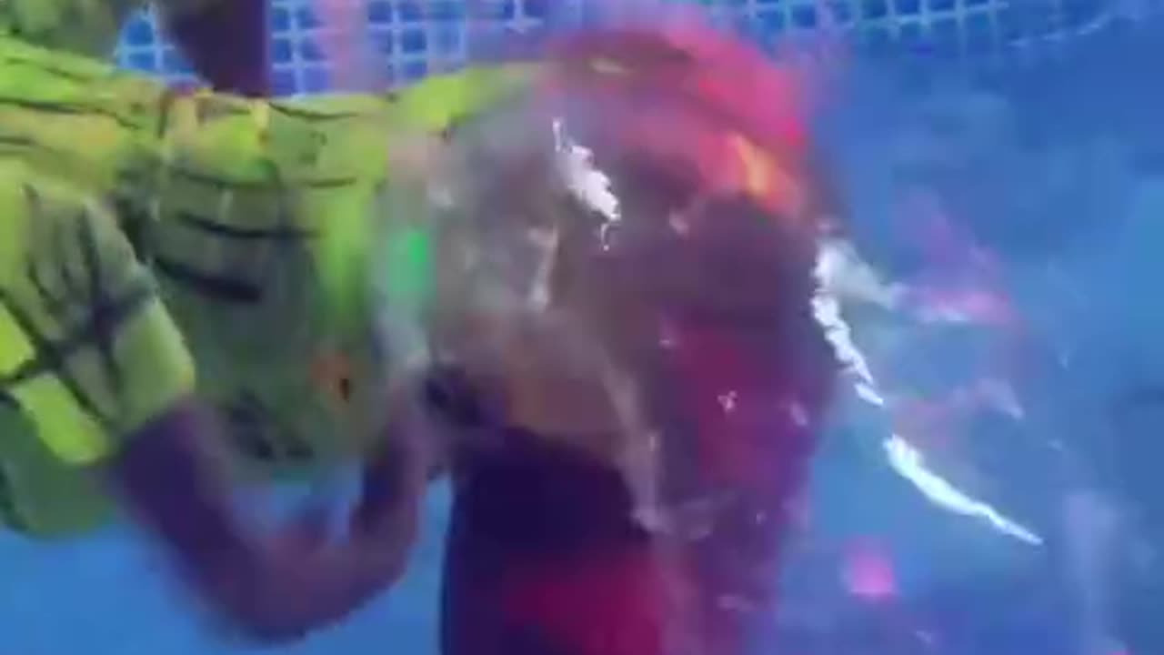 Thick twerks and strips in the camera.