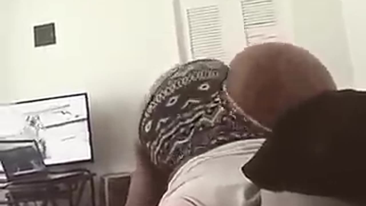 black girl twerking