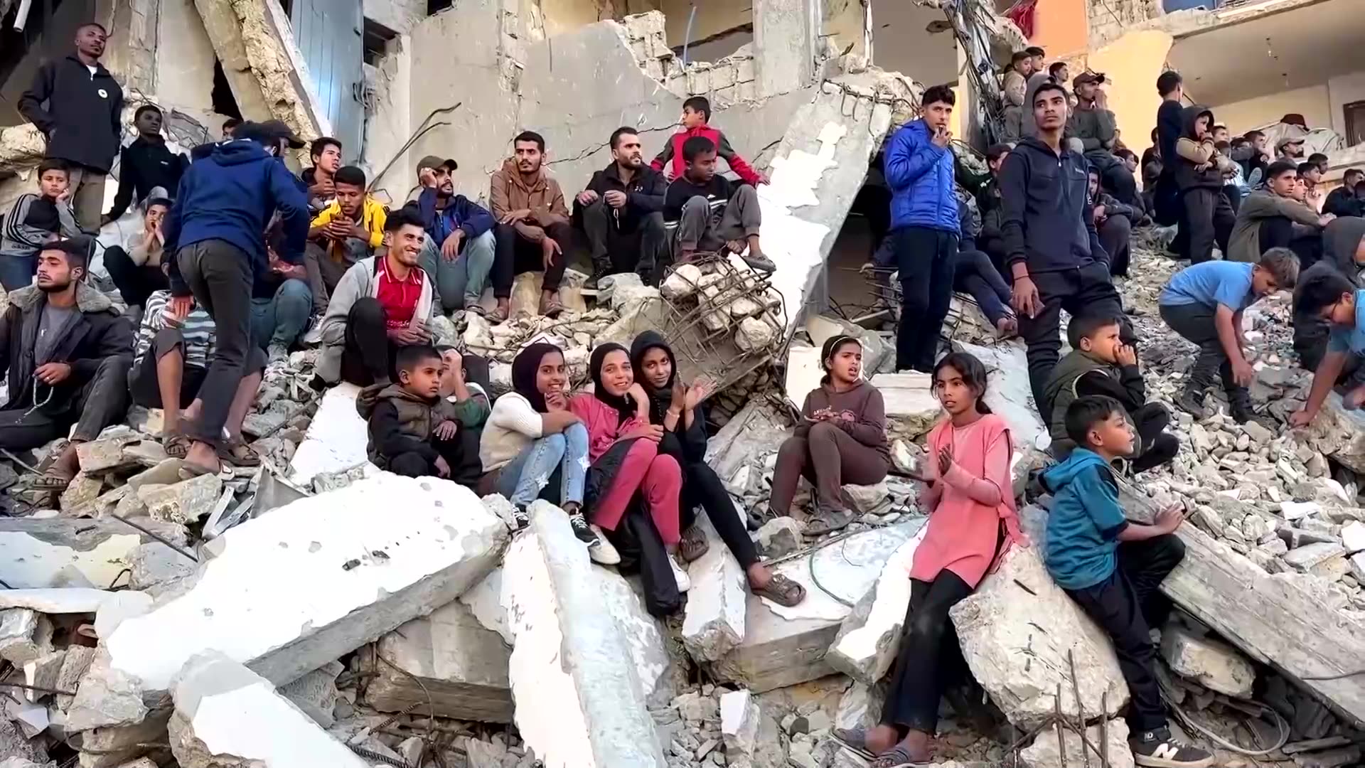 Hundreds attend mass wedding of 54 couples in Gazas Khan Younis