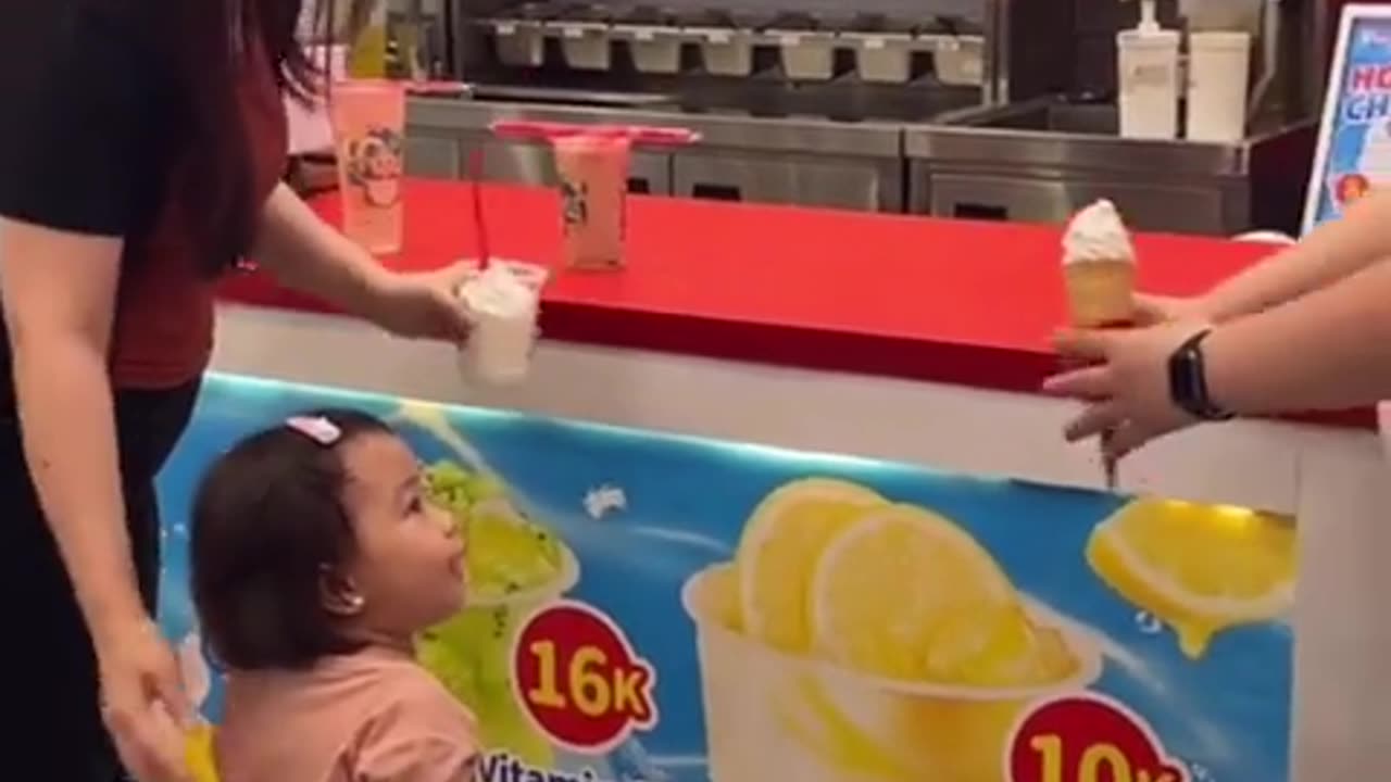 😂🍦 You Won't Believe This Ice Cream Hack! | FunFM
