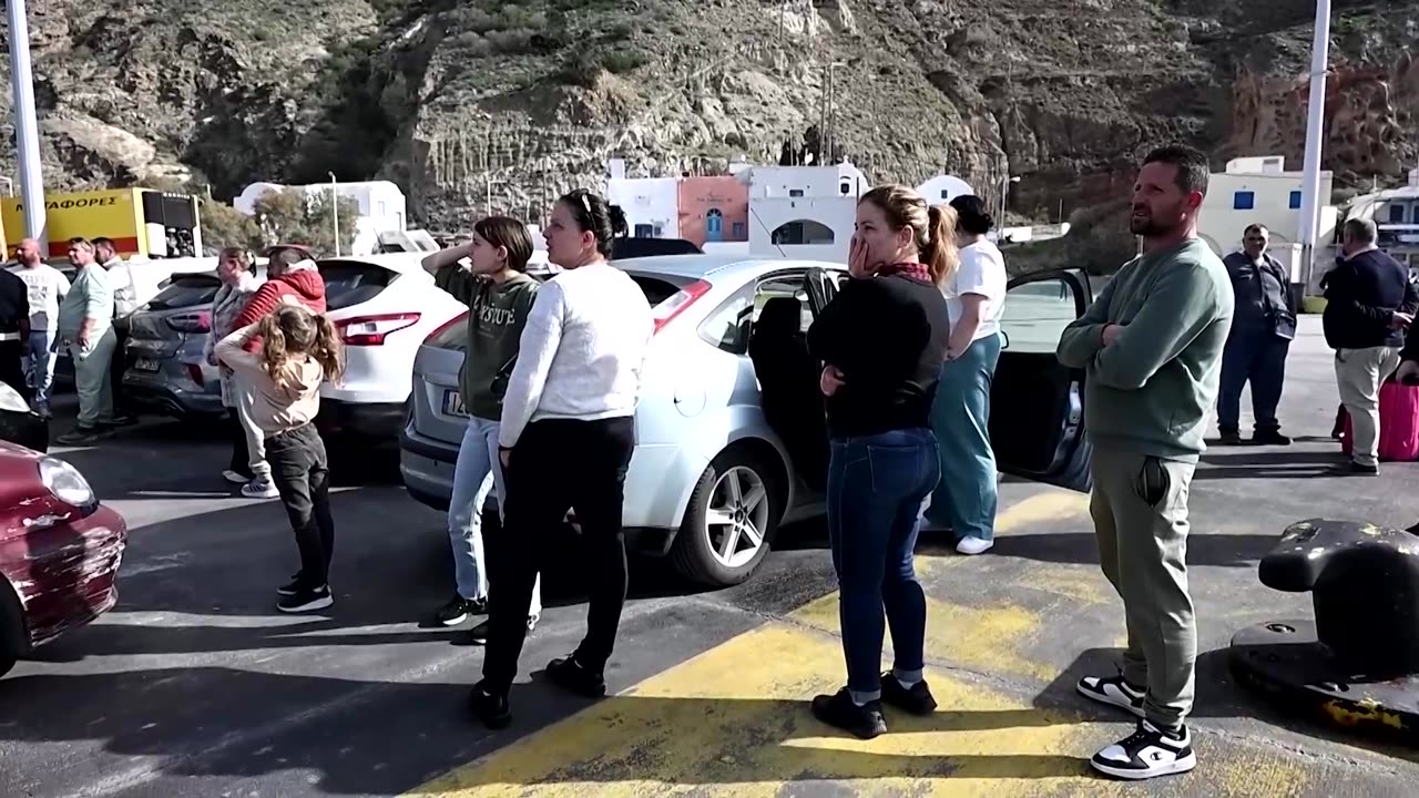 People queue to leave Santorini as earthquakes continue