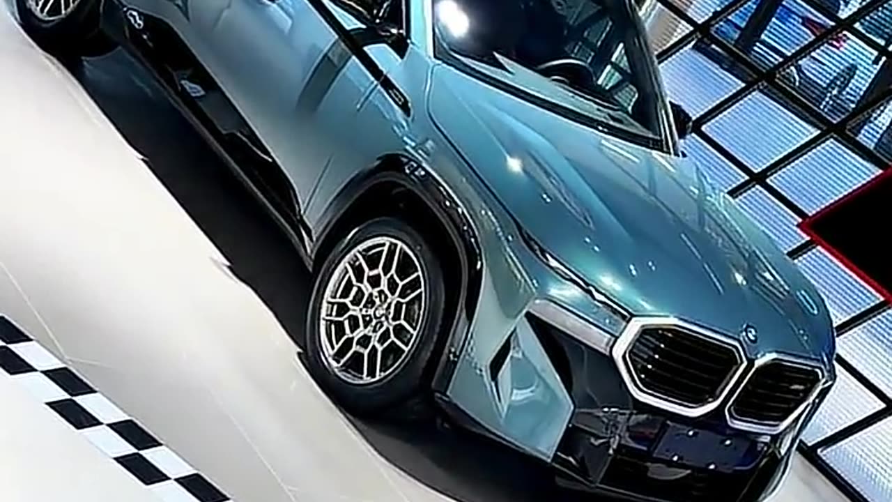 All New 2025 BMW XM 50e – Luxury Plug‑In Power! FOLLOW for More & LIKE if You Want One!