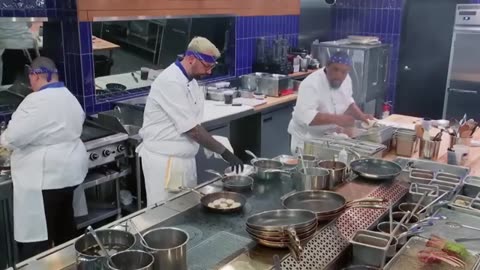 Hell's Kitchen_ Most HATED Contestant From EVERY Season (480p)
