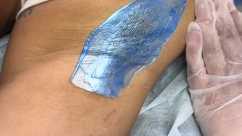 Underarm Waxing with Sexy Smooth Sexy Sapphire Wax | @banksbeautybar.co Demo & Review