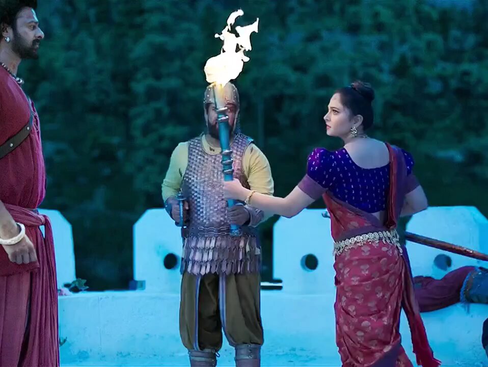 जब कटपा ने बताया बाहुबली के बारे में