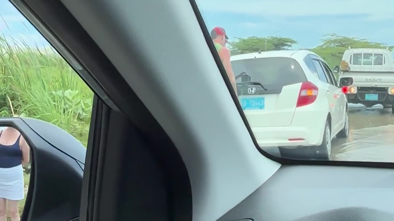 😂🚗 You Need to See This Unexpected Drive! | FunFM
