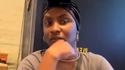 She orders a lobster and oyster lunch but then says she doesn't have the money to pay