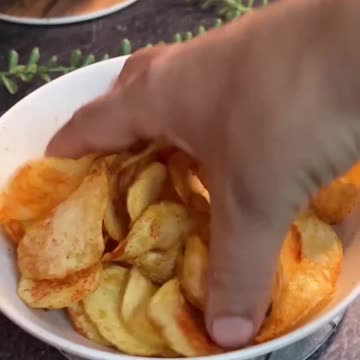 Crispy & Crunchy Potato Chips – The Perfect Snack!