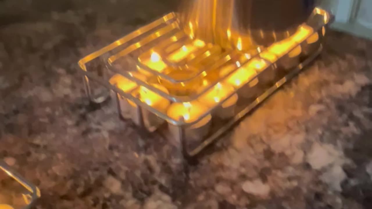 Tea Lights Used To Cook Food When Electricity Fails