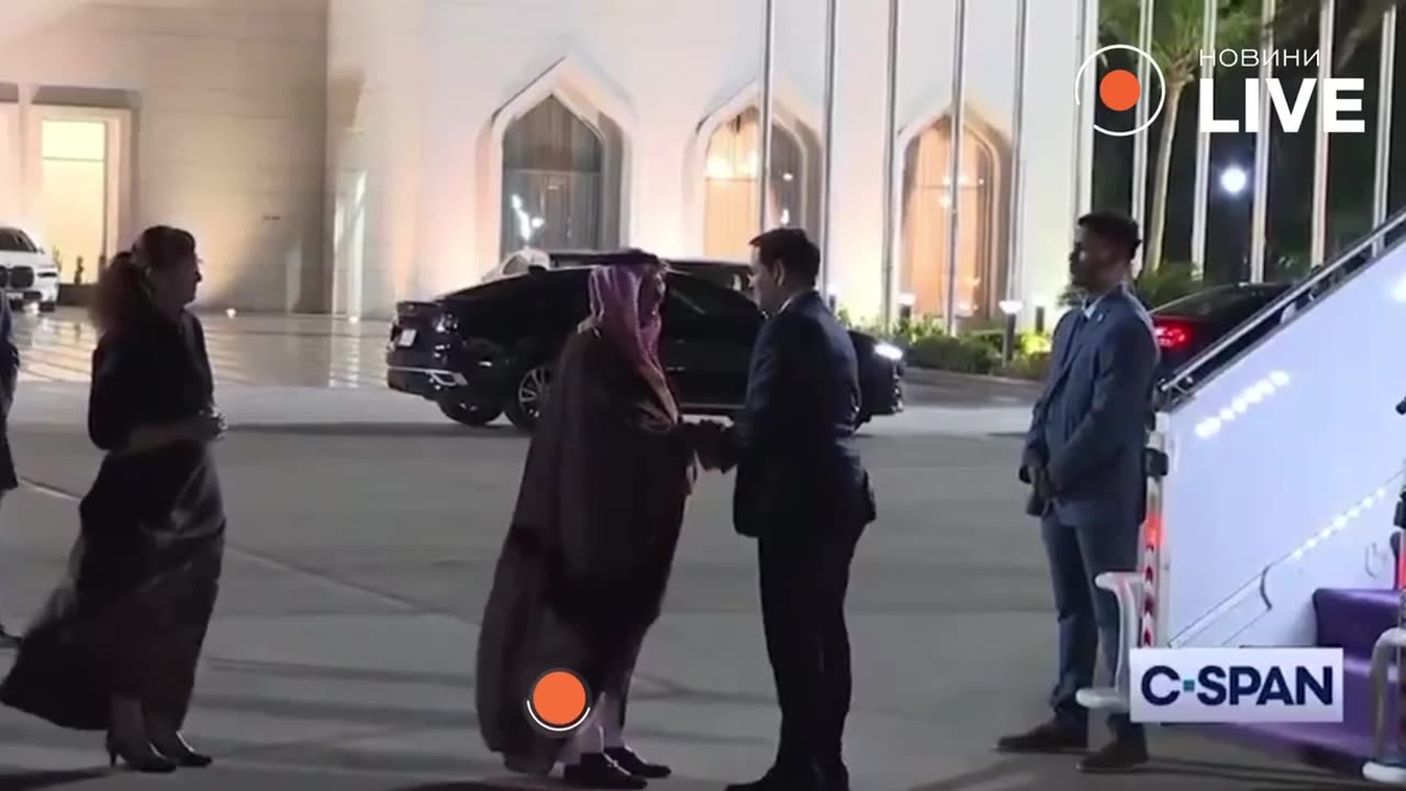 πΊπΈπΈπ¦ US Secretary of State Marco Rubio arrived in Saudi Arabia for talks with Ukraine.