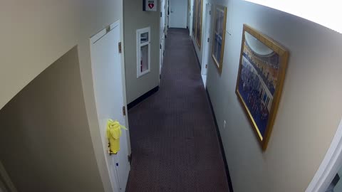 0400USCS04CorridornearS424B_2021-01-06_01h00min00s043ms.mp4