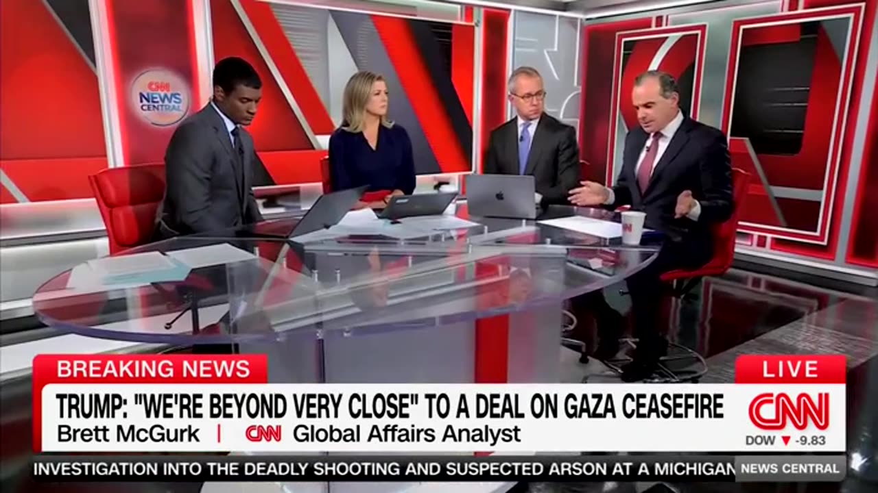 Former Biden Official Praises Trump's Peace Deal To End Israel-Hamas War