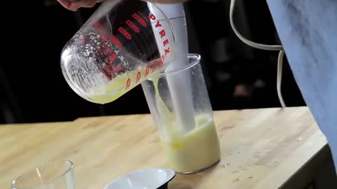The Food Lab: How To Make 1-Minute Hollandaise