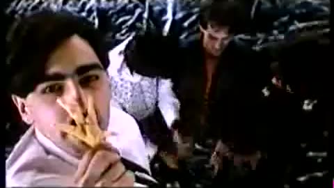 Glutamato Yeyé - Un hombre en mi nevera