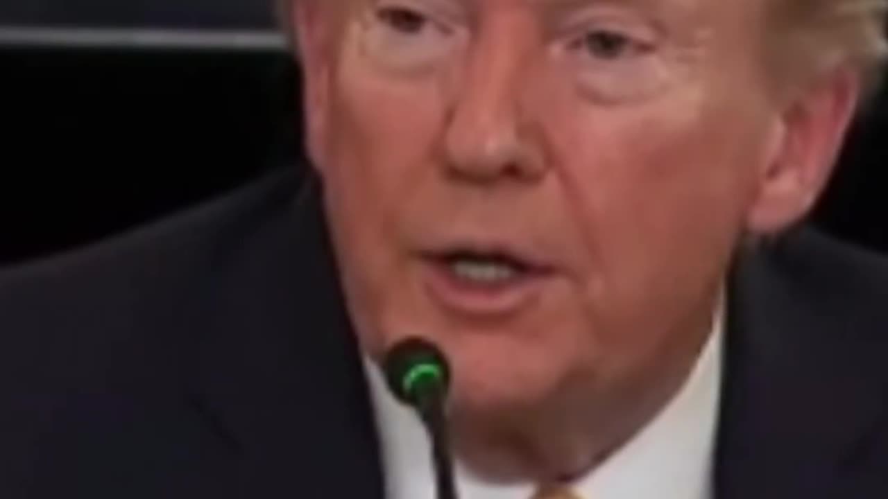 Dan Scavino - https:⧸⧸t.co⧸7QdFWVHImT