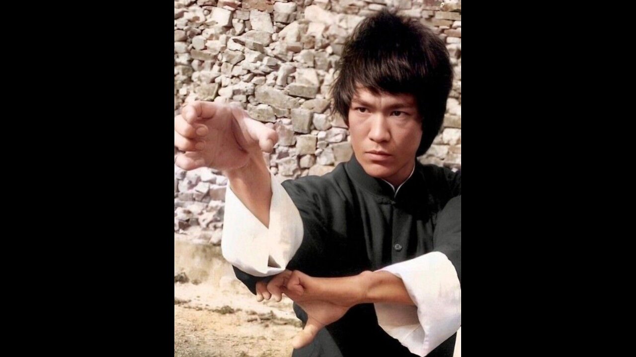 Cross kick Studio Films Bruce Lee Enter The Dragon