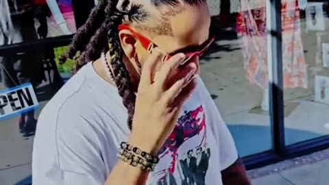 black pop singers who haven't realized they're no longer famous