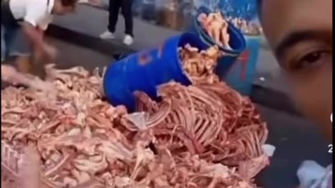 This is what they put in the process meet you buy at the deli 🤮🥵🤯🤦‍♂️🤬🤮🤬