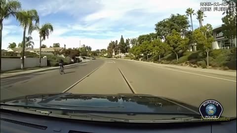 Murrieta police chase a wanted felon suspect on a bicycle