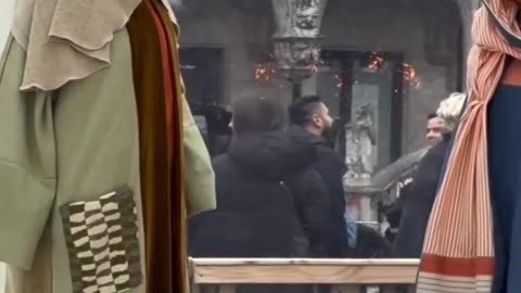 The nativity scene in Brussels is faceless to make it more inclusive and avoid offending Muslims.