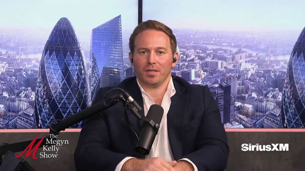 Free Speech Crackdown in UK Brings ARRESTS Over "Dangerous" Posts and "Raise the Flag" Backlash