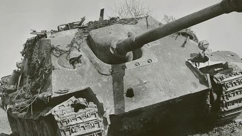 Tank destroyer with 8,8 cm Pak 43, the secret quick loading system in test, WW2 documentary