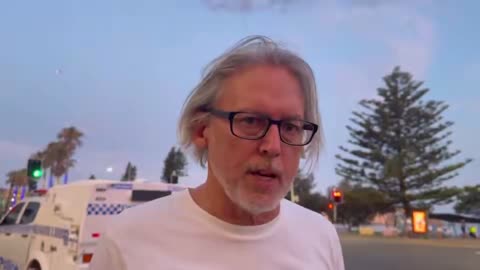 FEARS TEN DEAD AFTER BONDI BEACH TERROR ATTACK. Australian independent journalist Fred Pawle