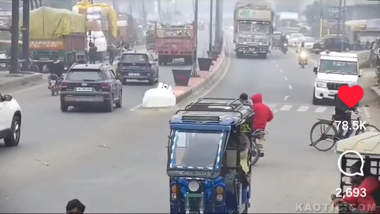 TATA truck crash! 👳‍♂️