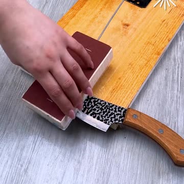 Ingenious method to sharpen knives razor sharp🔪✨
