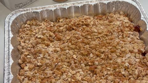 Homemade Apple Crisp Bars