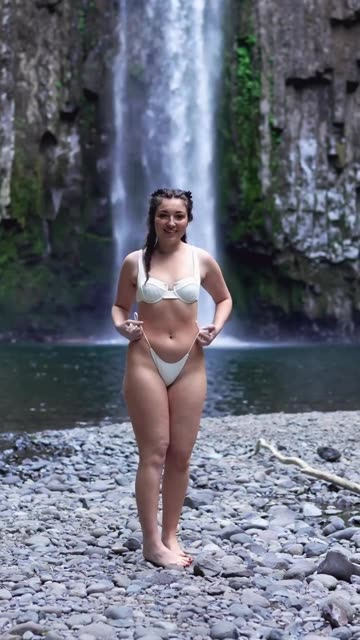 Love it here✨ . . . . #beautifuldestinations #waterfall #explorepage #reelsvideo