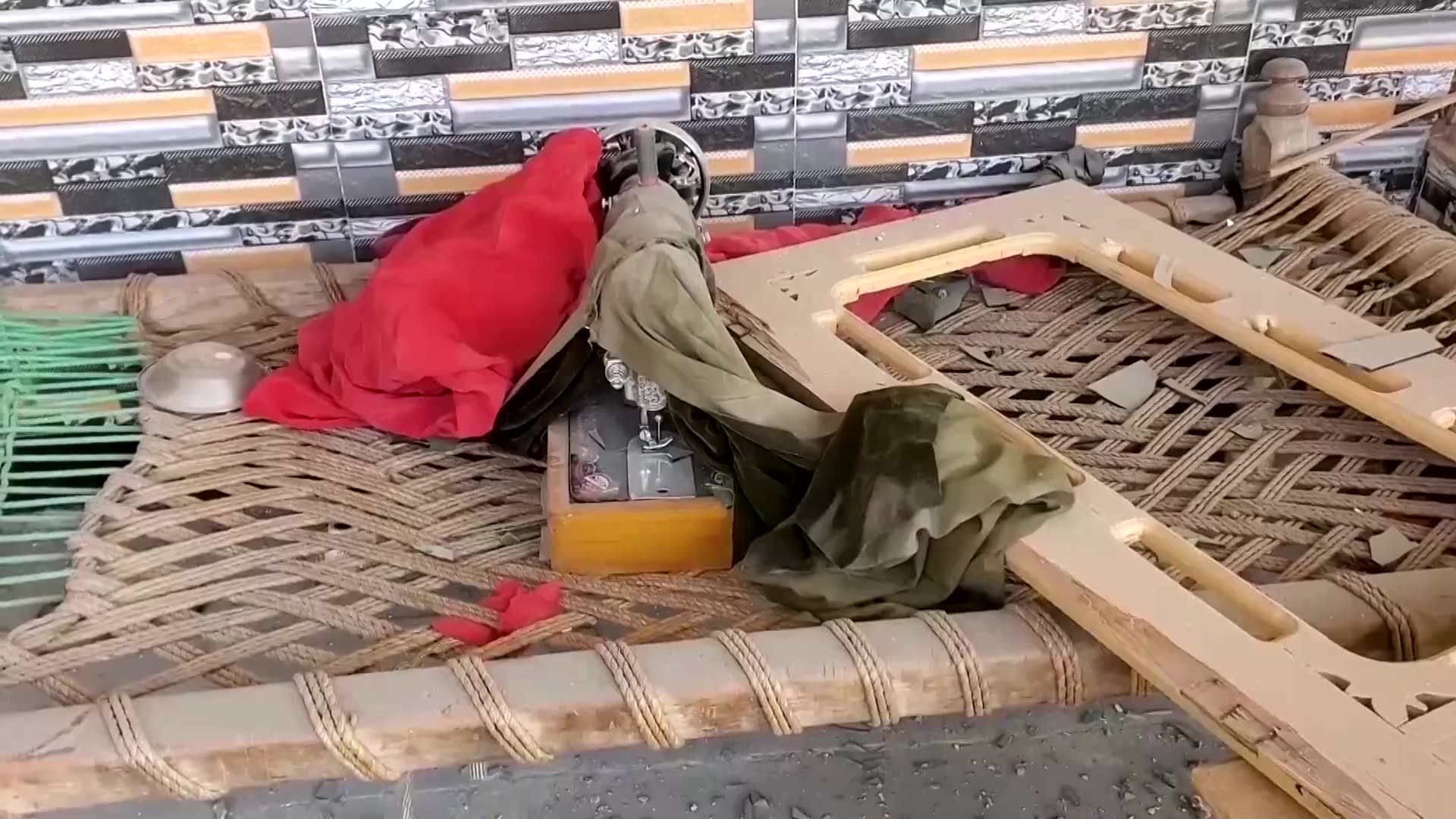 Afghanistan says homes destroyed, children killed in Pakistani strikes