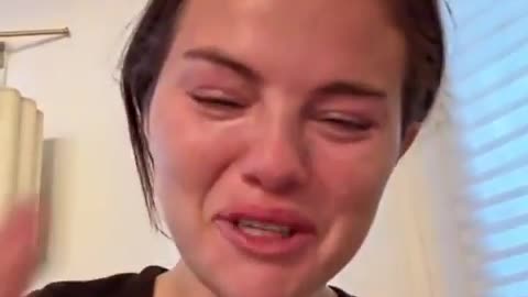 Selena Gomez shares new Instagram story crying amid the deportation of Mexicans: