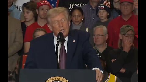 😳 Trump thirsts for CURVES — of armchairs