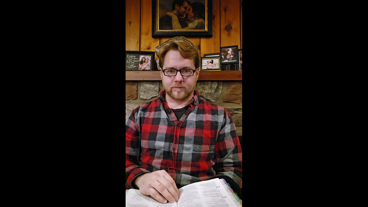Let's Read a Chapter a Day: Psalms Chapter 125