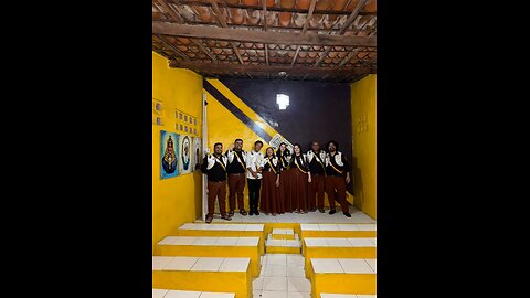 Como se manifestam os poderes dos Trinos?