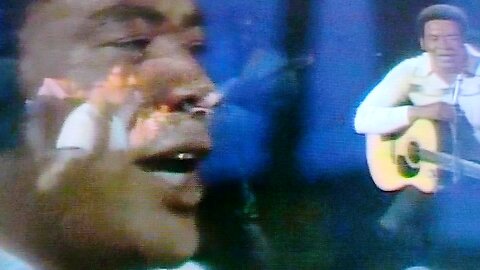 Bill Withers & The Soul Train Gang 1972 Lean On Me