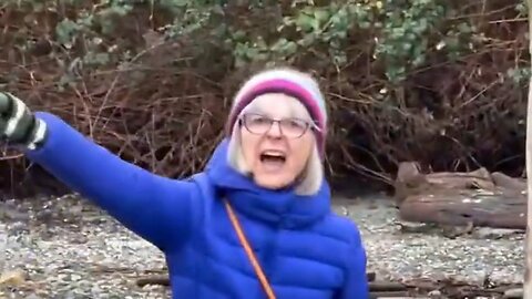 A Bunch Of Duck Hunters In Washington Get Harassed By A Local Karen