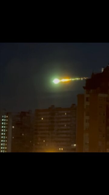 Objeto luminoso sorprende en el cielo de Moscú y alrededores