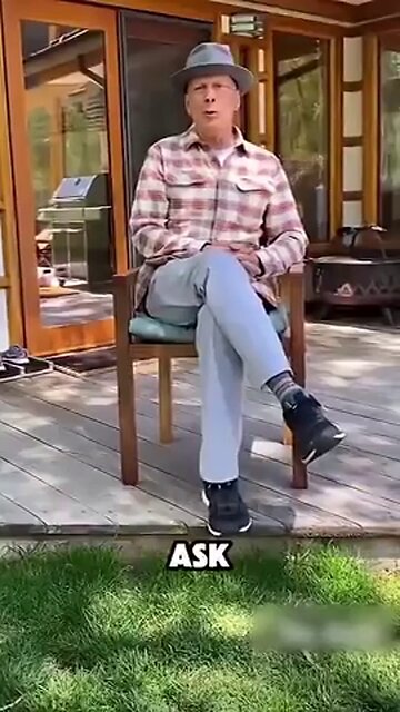 PLEASE PRAY 🙏 🙏 FOR BRUCE WILLIS !! BRUCE WILLIS HAS ALZHIEMERS DEMENTIA ...IN A NURSING HOME