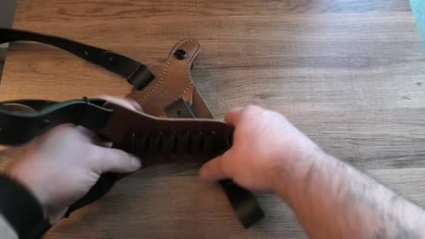 Falco Holsters - Multifit Shoulder Holster - Unboxing