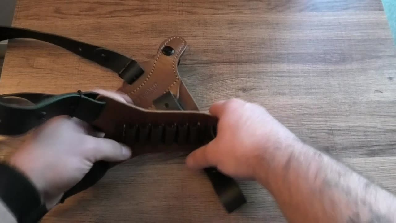 Falco Holsters - Multifit Shoulder Holster - Unboxing