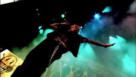 Pray for Me - SIXX.A.M. (live)